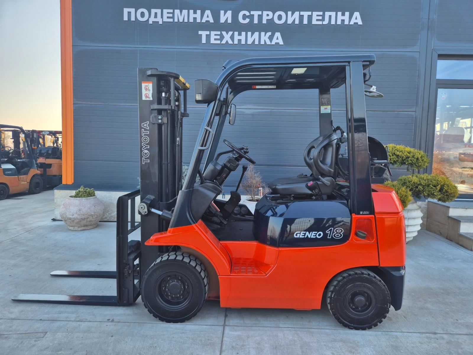  Toyota 1.8  /  -  /  /   | Mobile.bg   2