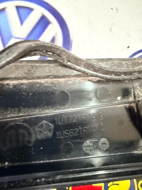 1UT72TRMA Лайстна заден капак с плафони и копче за отваряне  Jeep Cherokee 2015 1UT72RXFAC, снимка 4 - Части - 53391478