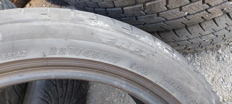 Гуми Летни 225/45R17, снимка 7 - Гуми и джанти - 30923195