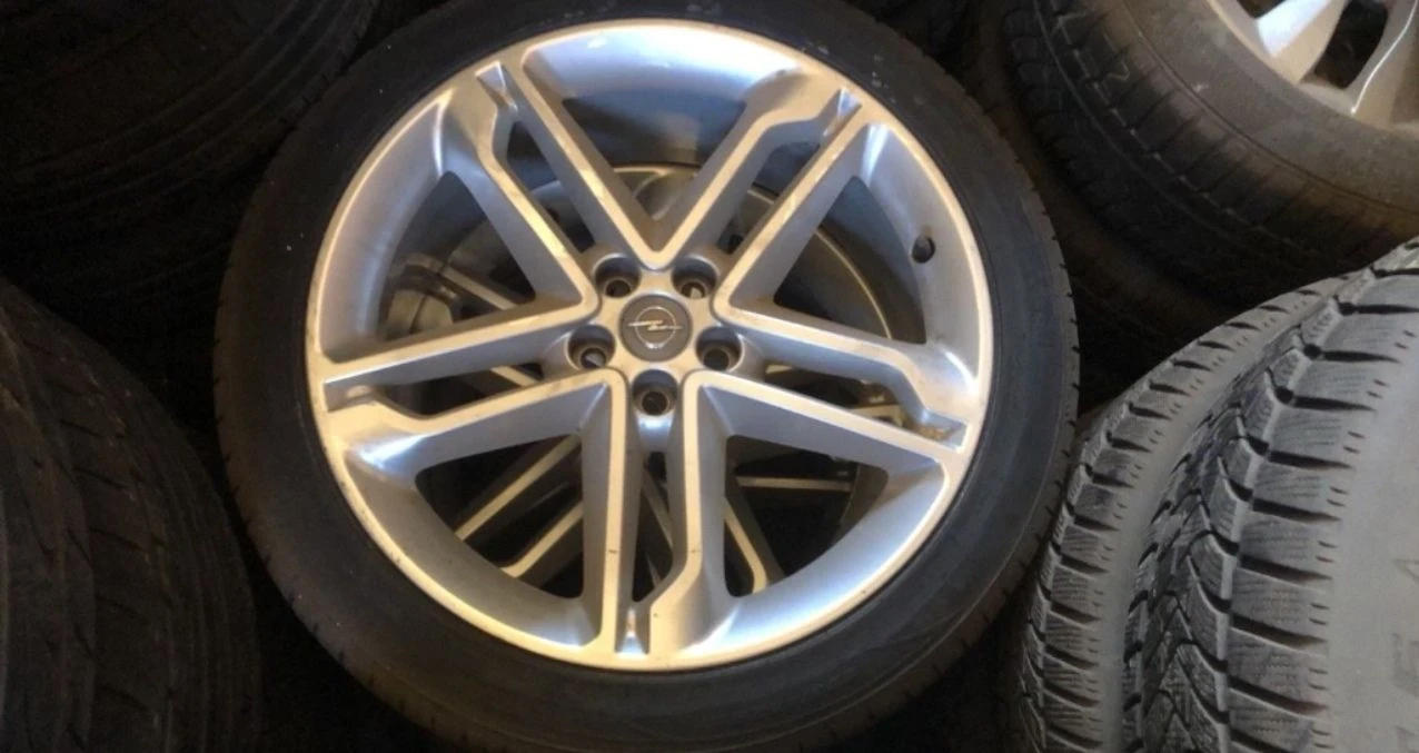Гуми с джанти Nexen 225/45R19