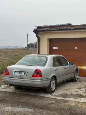 Mercedes-Benz C 180 2.0i, снимка 7