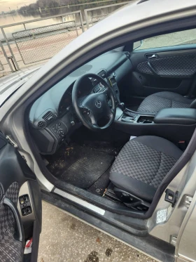 Mercedes-Benz C 270  CDI Avantgarde 170-TipTophp Clima-Подгрев-, снимка 16