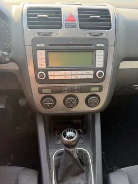 VW Golf 1.9 TDI 105 - 1999 € / 3909.70 лв. - 33920936 7