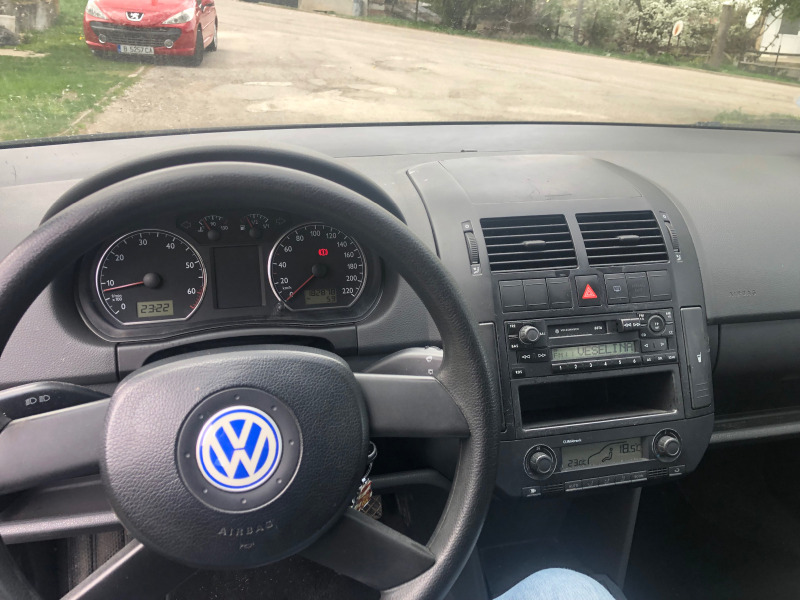 VW Polo 1.4, снимка 10 - Автомобили и джипове - 46407070