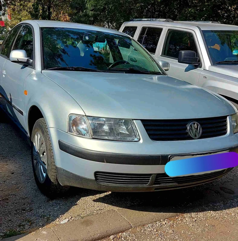 VW Passat 1.6, снимка 8 - Автомобили и джипове - 47308815