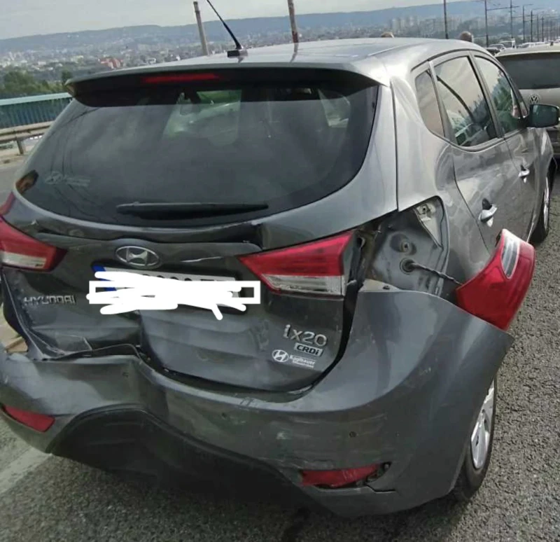 Hyundai Ix20, снимка 2 - Автомобили и джипове - 47703059