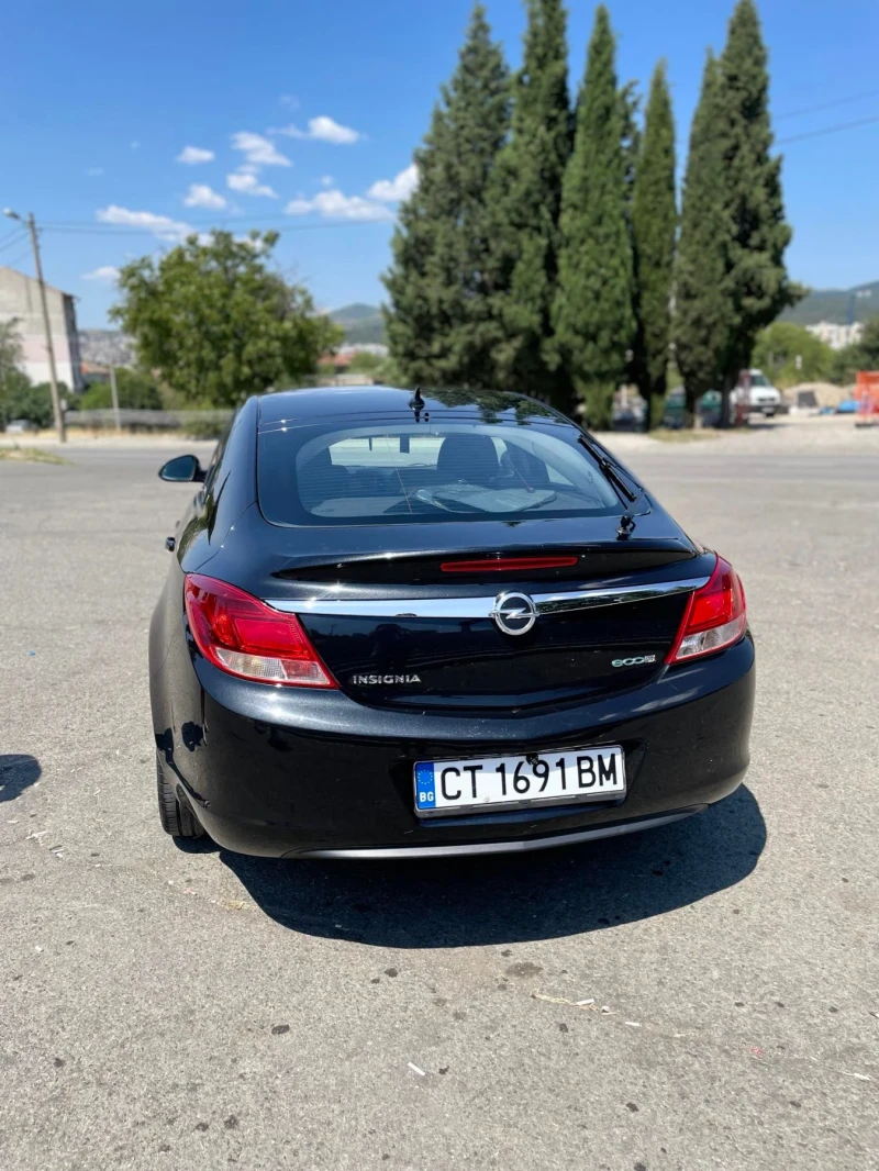 Opel Insignia, снимка 3 - Автомобили и джипове - 48338841