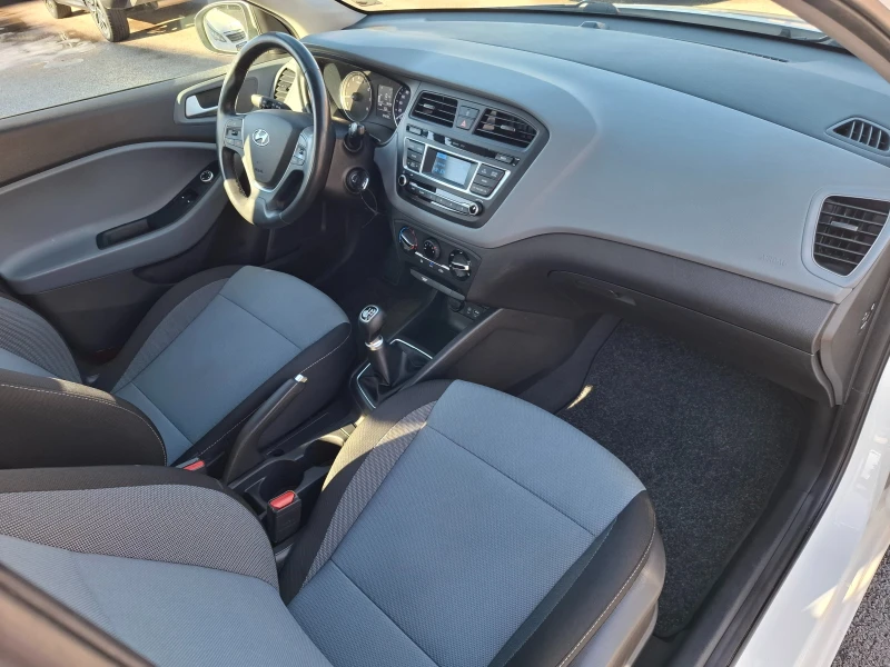 Hyundai I20 1.25 i euro 6b, снимка 10 - Автомобили и джипове - 48614892