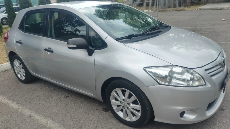 Toyota Auris, снимка 3 - Автомобили и джипове - 52806681