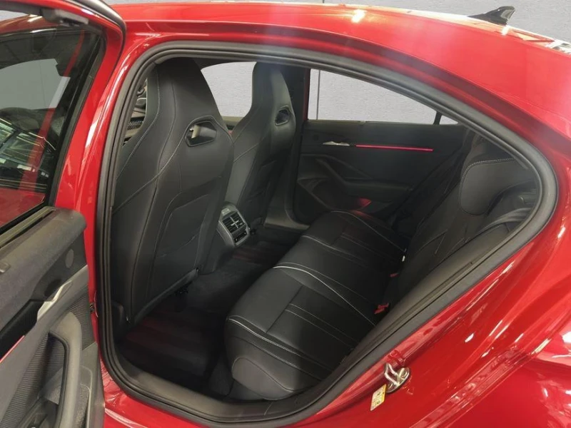 Skoda Superb 2.0TSI* 4x4* DSG* CANTON* DISTR* 360 CAM* KEYLESS*, снимка 14 - Автомобили и джипове - 51769724