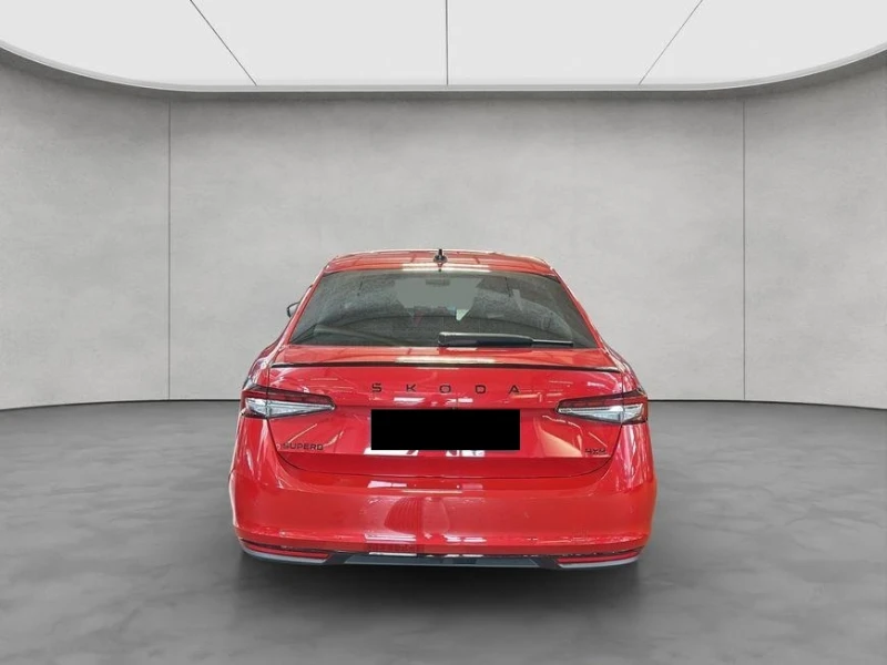 Skoda Superb 2.0TSI* 4x4* DSG* CANTON* DISTR* 360 CAM* KEYLESS*, снимка 5 - Автомобили и джипове - 51769724