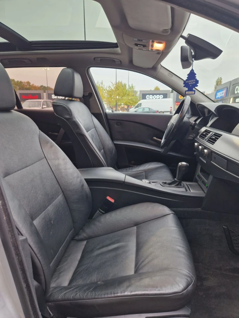 BMW 520 АВТОМАТИК, КОЖА, ПАНОРАМА, снимка 12 - Автомобили и джипове - 52070127