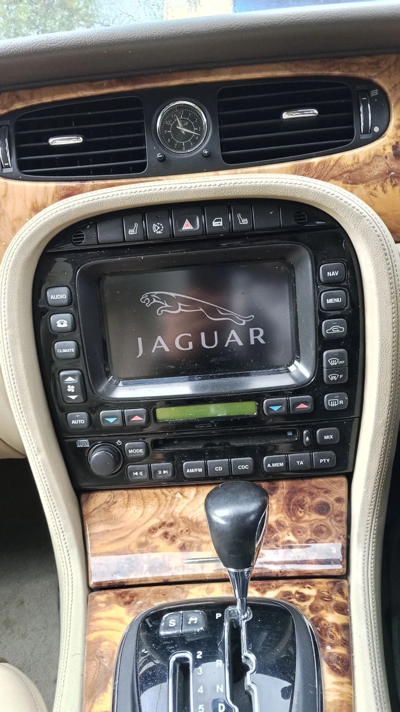 Jaguar Xj Facelift* Sovereign* X358* 2.7 biturbo, снимка 7 - Автомобили и джипове - 52102040