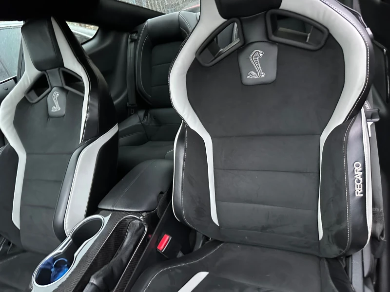 Ford Mustang GT 5.0, снимка 9 - Автомобили и джипове - 52149837