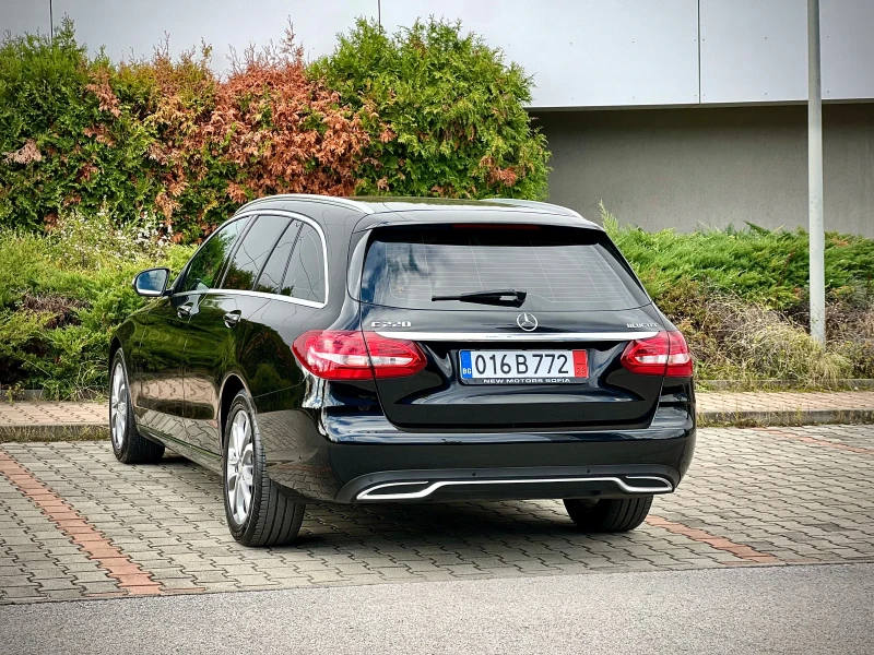 Mercedes-Benz C 220 CDI-Avangarde-Серв.история-Лизинг през Уникредит , снимка 8 - Автомобили и джипове - 52278337