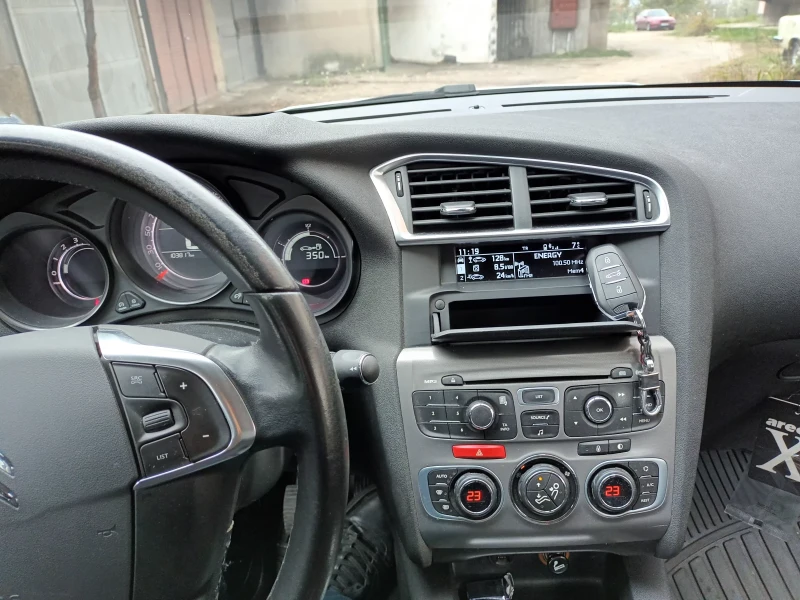 Citroen C4 1.2 i, 131к.с. ЕВРО 6, снимка 12 - Автомобили и джипове - 52397796