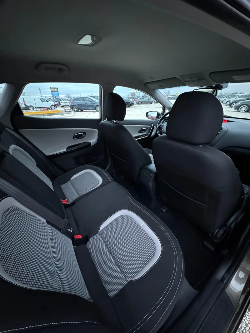 Kia Ceed 1.6 GDI Navi Led Full, снимка 8 - Автомобили и джипове - 52680814