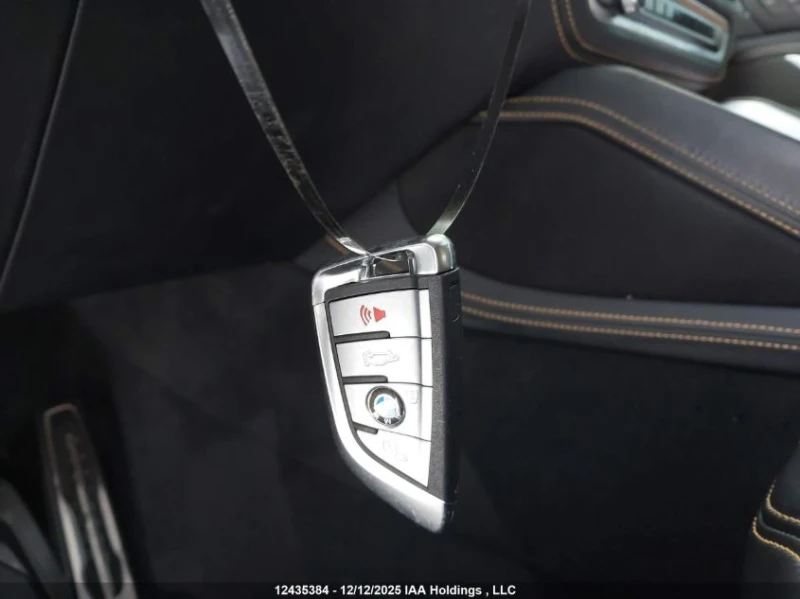 BMW X5M COMPETITION * ДИСТРОНИК* 360 КАМЕРИ* ЛАЗЕРИ, снимка 10 - Автомобили и джипове - 53344935