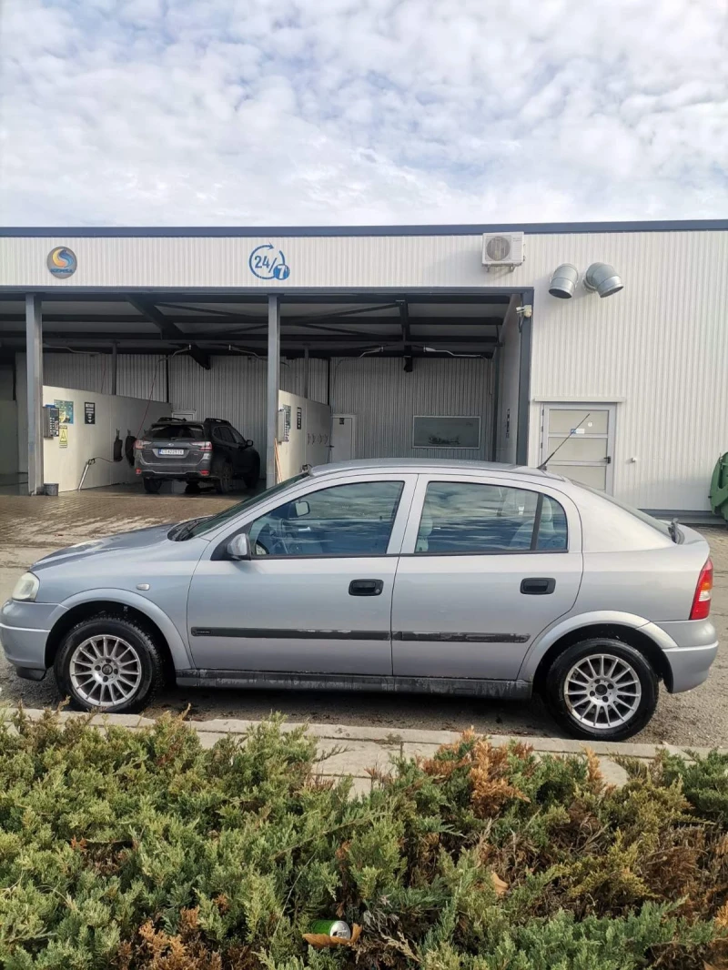 Opel Astra 1.7 DTI, снимка 2 - Автомобили и джипове - 53438572