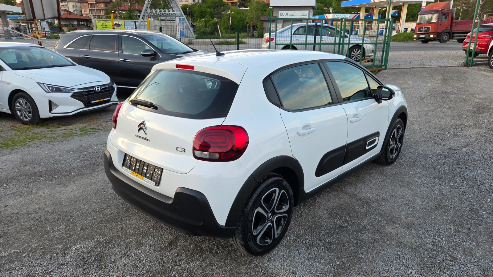 Citroen C3 1.2i SHINE+  - изображение 3