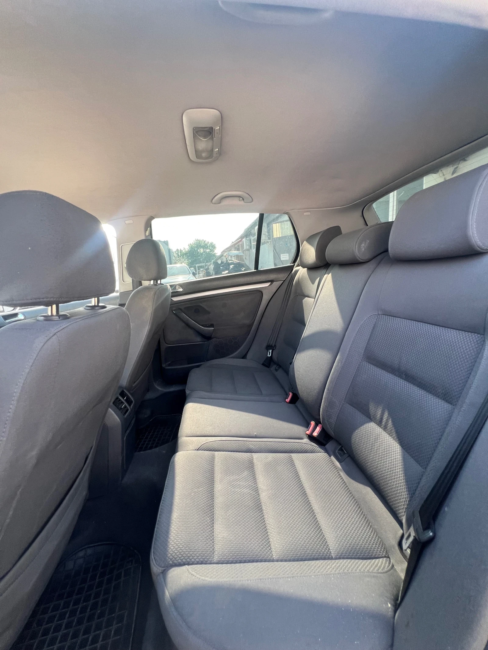VW Golf 2.0 - изображение 6