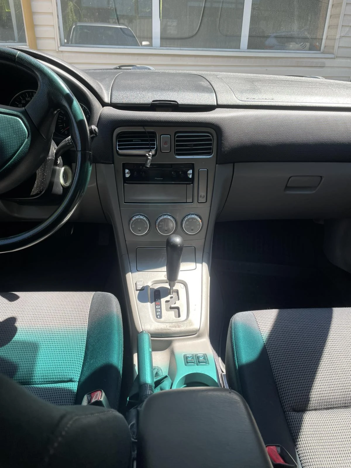 Subaru Forester 2.0 R - изображение 2