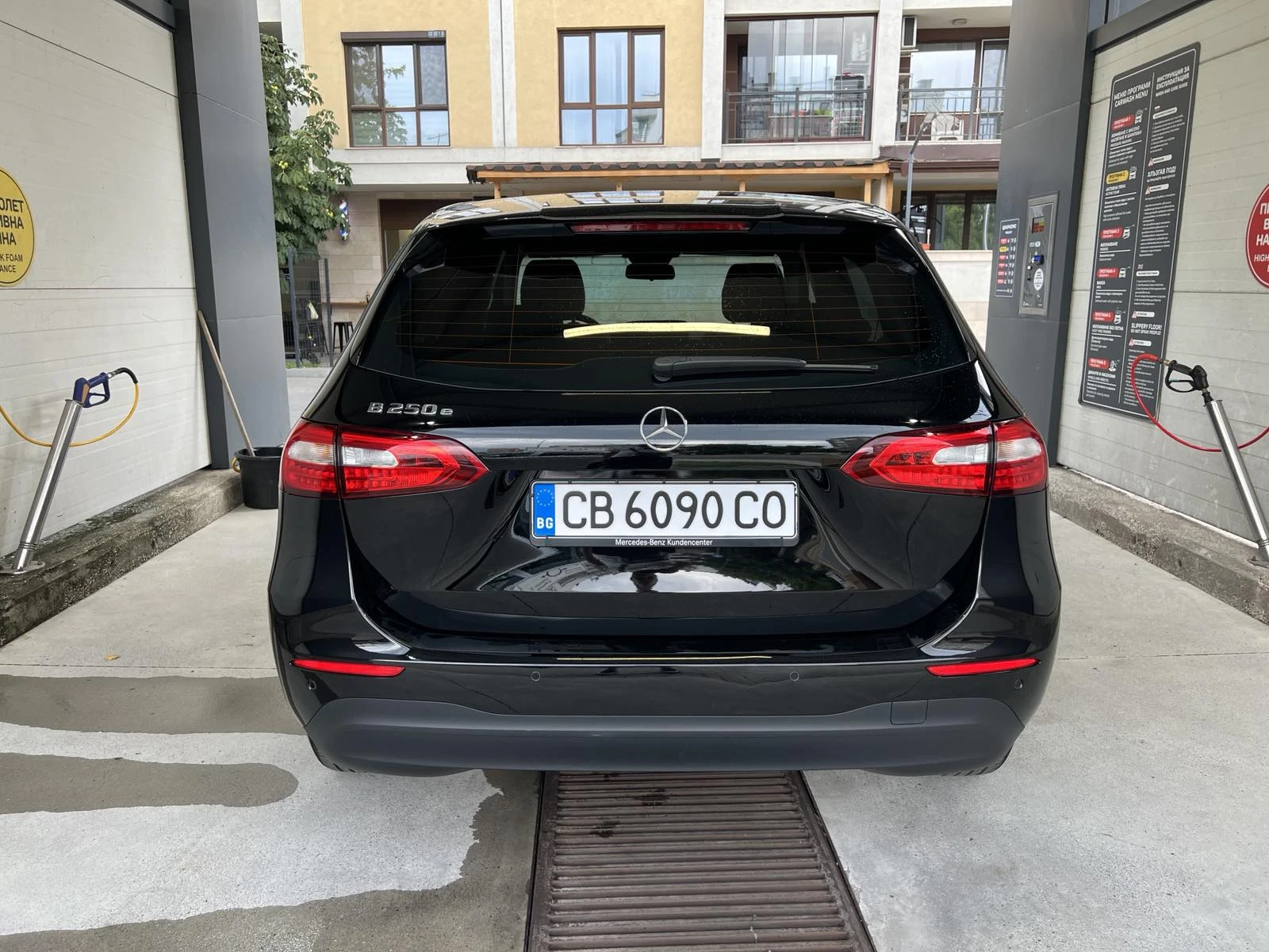 Mercedes-Benz B 250 E Plug-in Hybrid - изображение 5