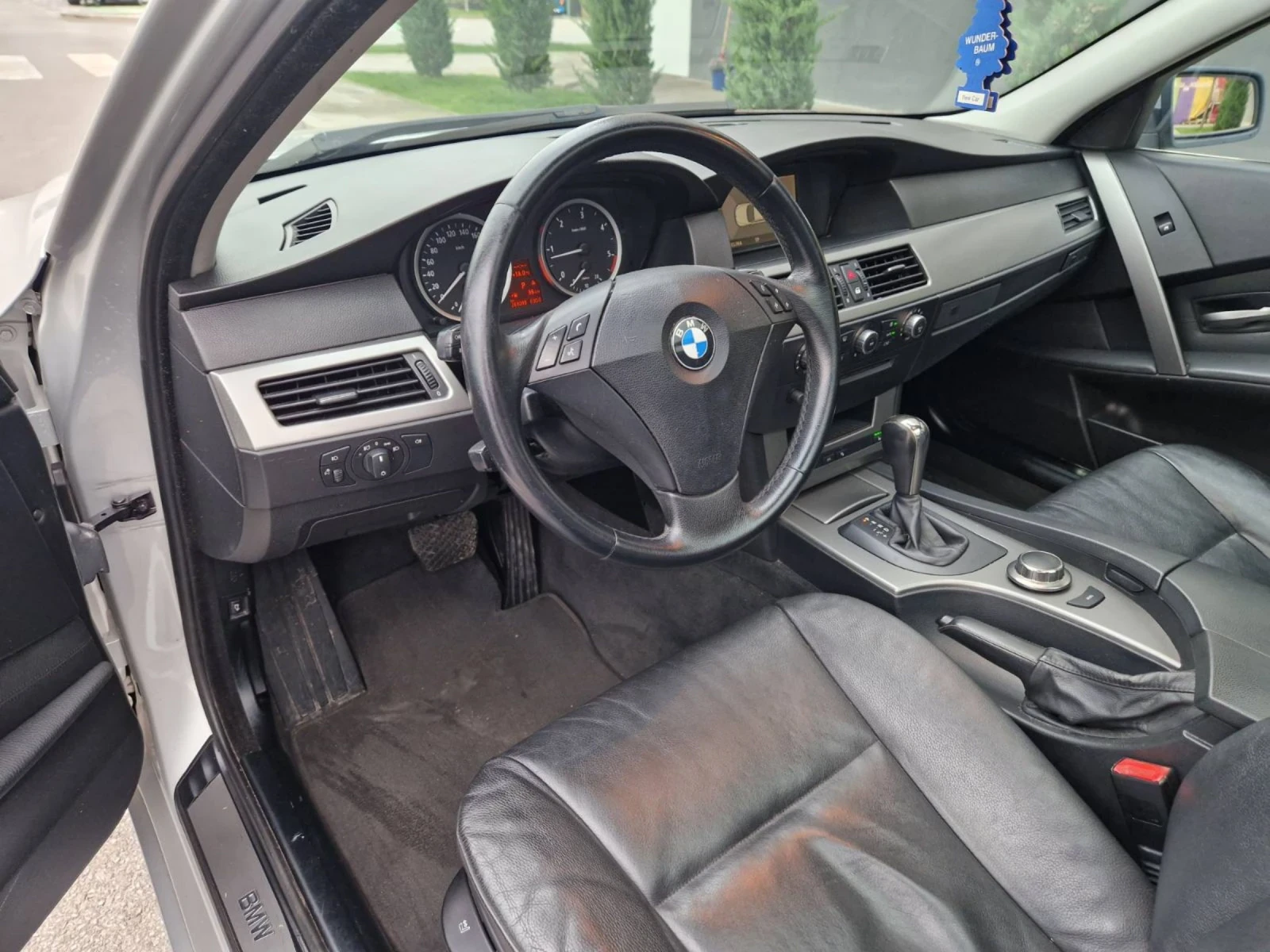 BMW 520 АВТОМАТИК, КОЖА, ПАНОРАМА | Mobile.bg — изображение 11