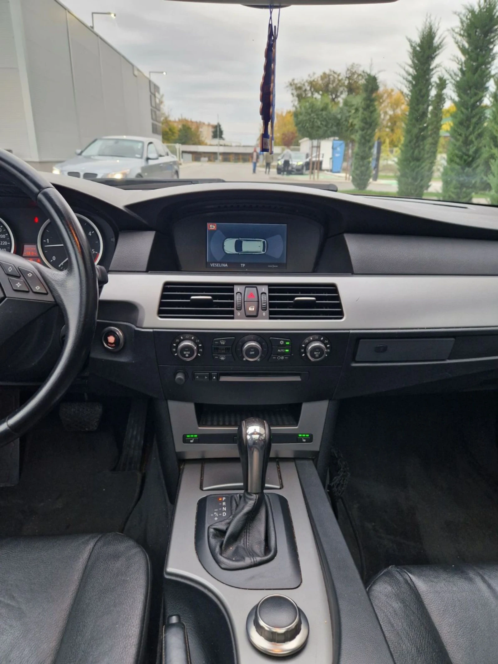 BMW 520 АВТОМАТИК, КОЖА, ПАНОРАМА | Mobile.bg — изображение 15