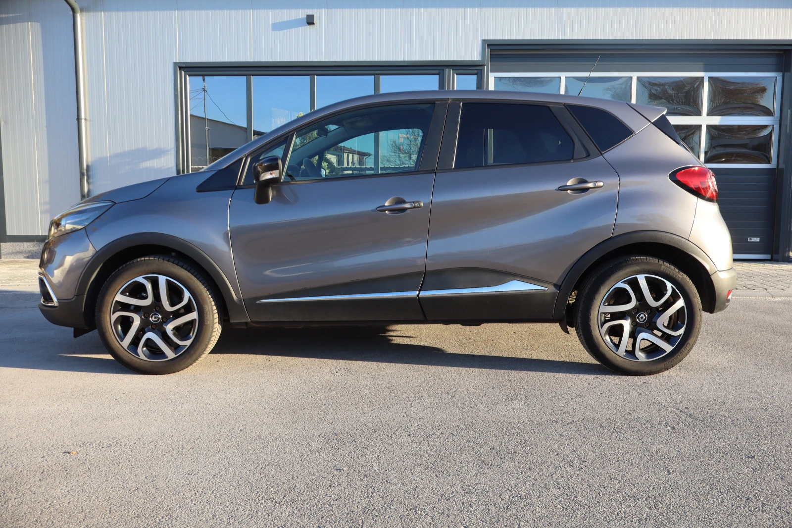 Renault Captur 1.5DCI* 6*  | Mobile.bg   7