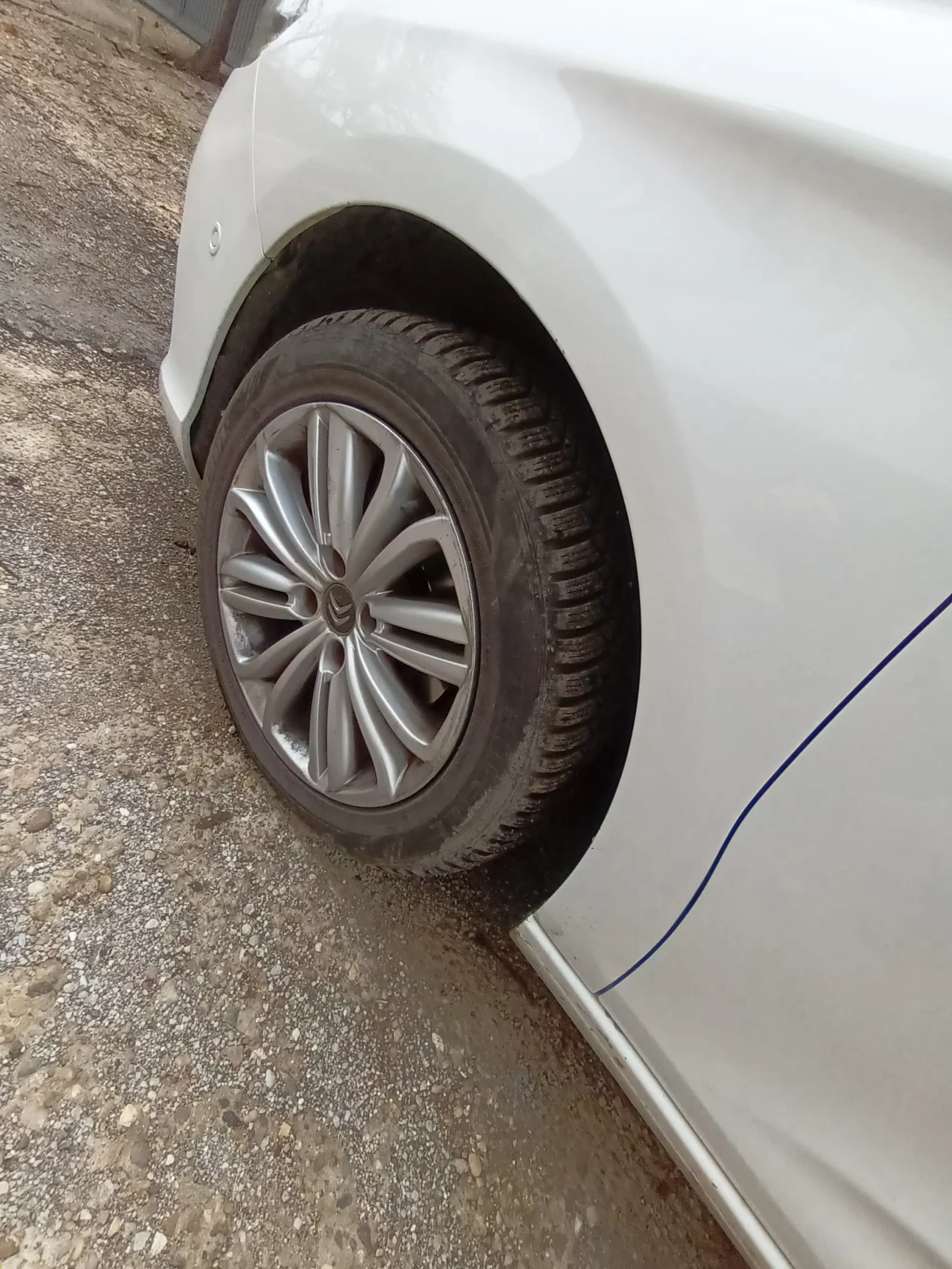 Citroen C4 1.2 i, 130..  6 | Mobile.bg   13