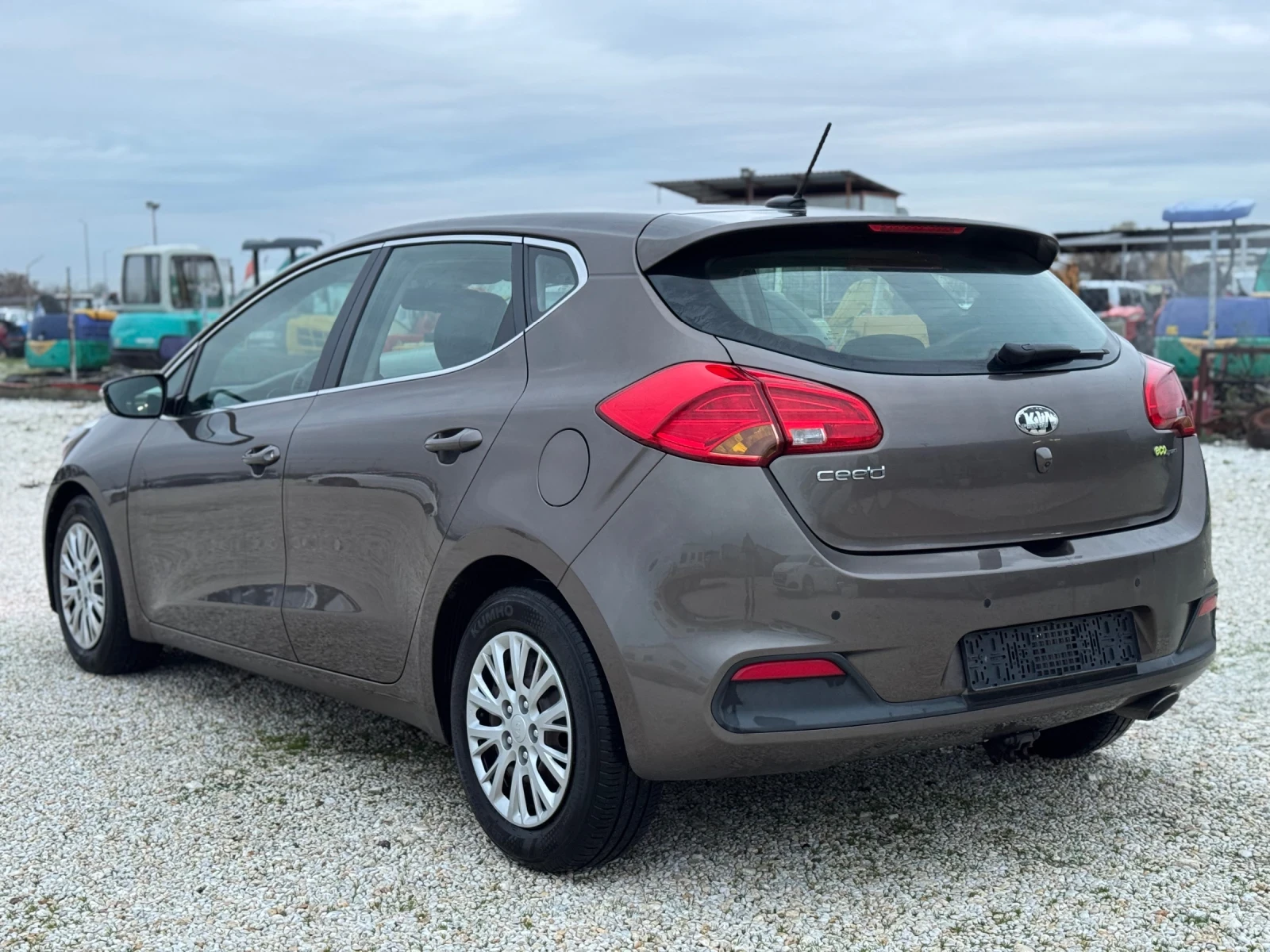 Kia Ceed 1.6 GDI Navi Led Full | Mobile.bg   5