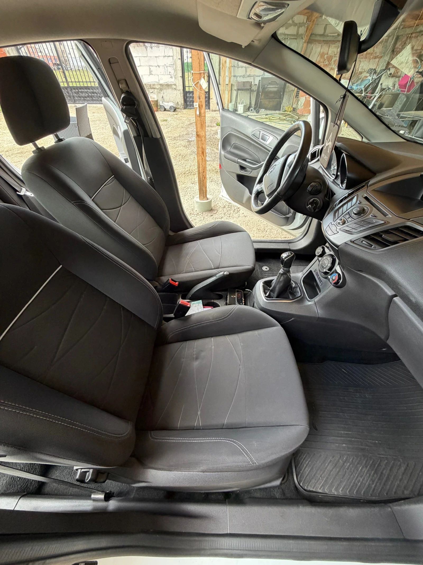 Ford Fiesta 1, 25i, снимка 5 - Автомобили и джипове - 53760687