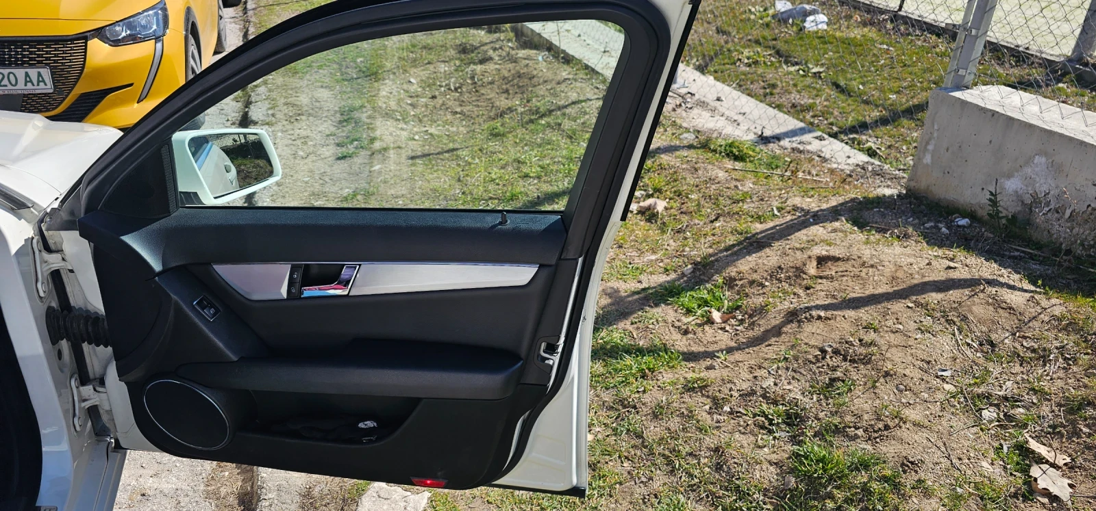 Mercedes-Benz C 180, снимка 10 - Автомобили и джипове - 53765809