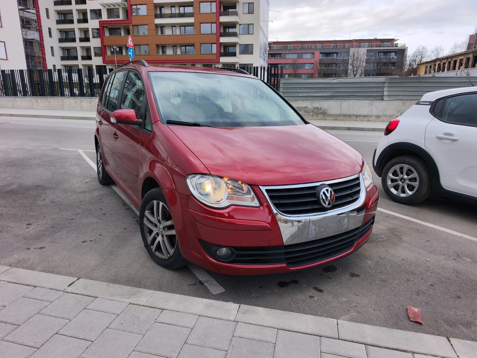 VW Touran 2.0tdi 140k.c. kod BMM