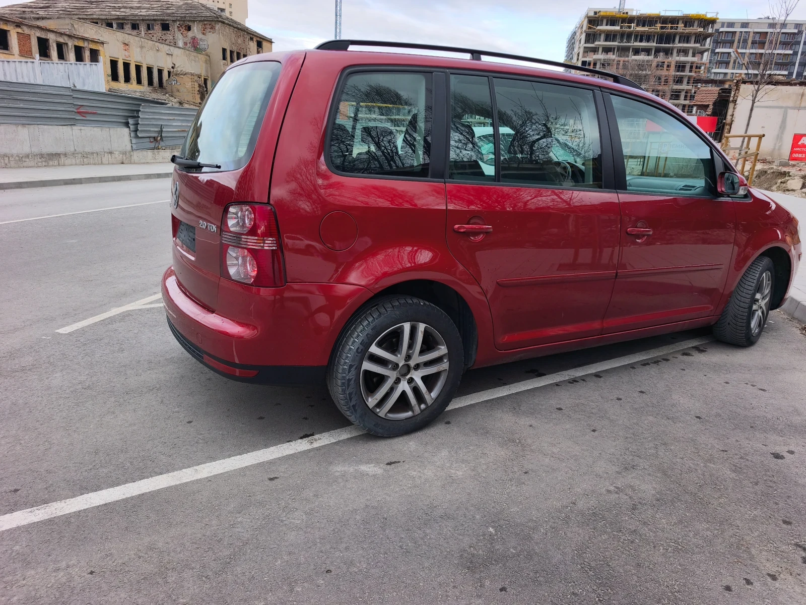 VW Touran 2.0tdi 140k.c. kod BMM, снимка 3 - Автомобили и джипове - 53948624