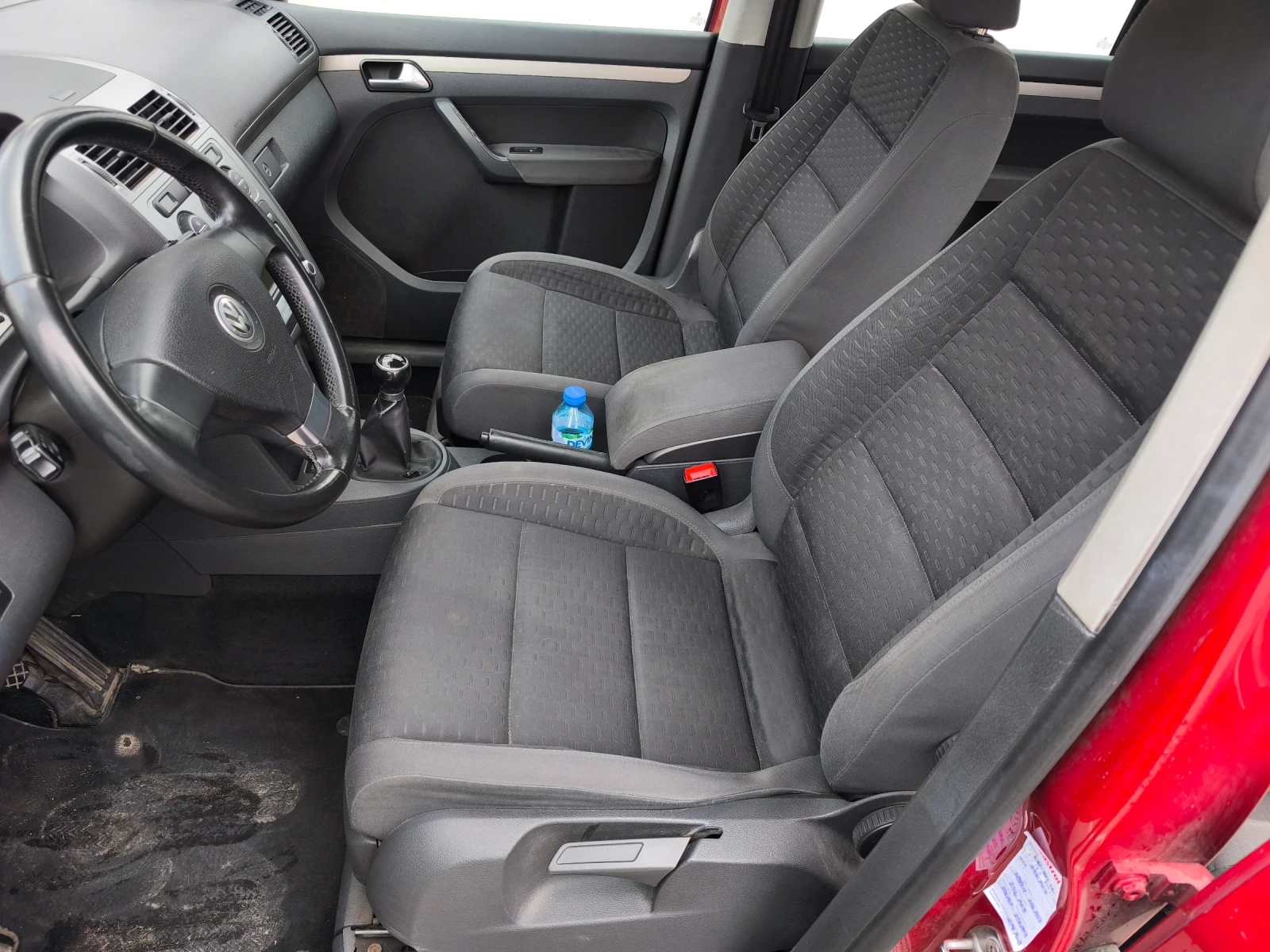 VW Touran 2.0tdi 140k.c. kod BMM, снимка 5 - Автомобили и джипове - 53948624