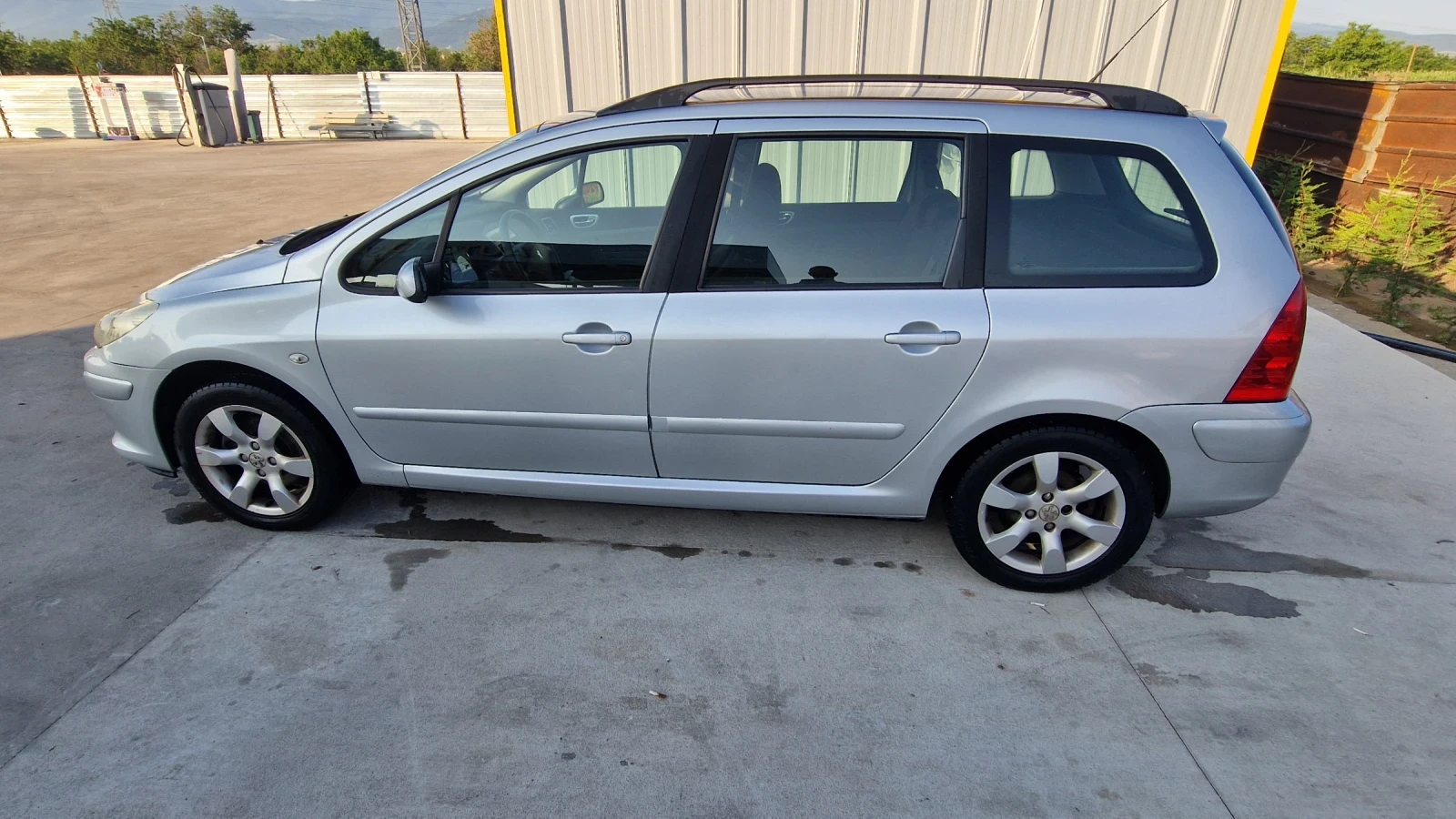 Peugeot 307 SW 1.6 HDI, снимка 7 - Автомобили и джипове - 54086080