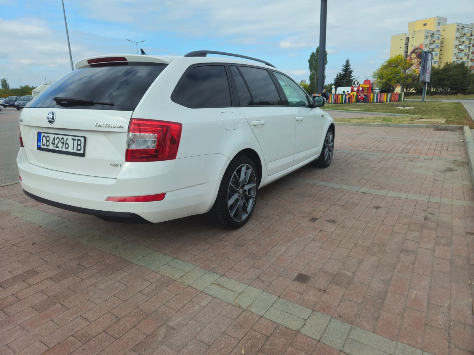 Skoda Octavia, снимка 7 - Автомобили и джипове - 54401665