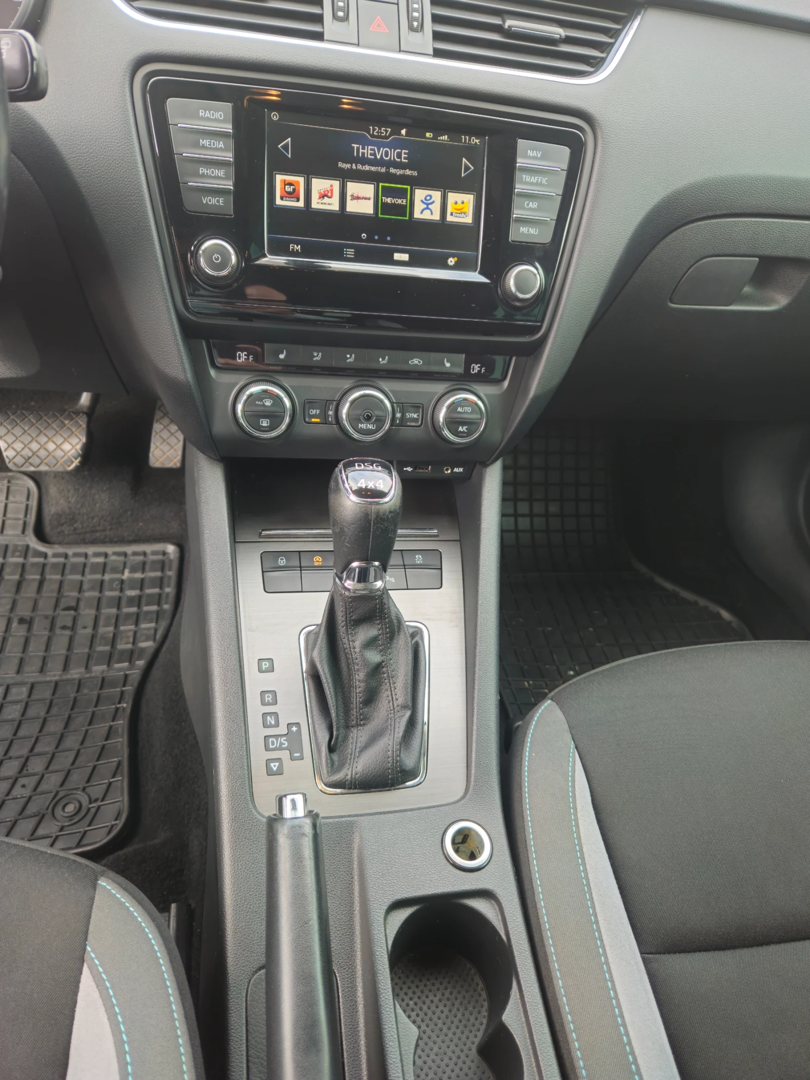 Skoda Octavia, снимка 9 - Автомобили и джипове - 54401665