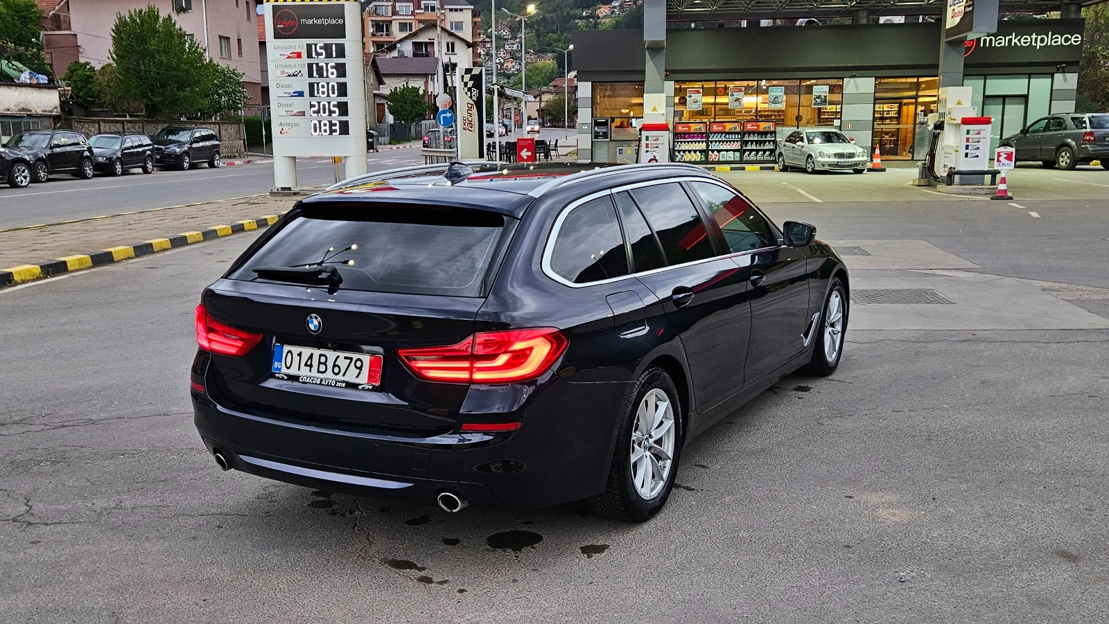 BMW 520 B47/Msport/Avtomat/Koja/Unikat, снимка 5 - Автомобили и джипове - 54440309