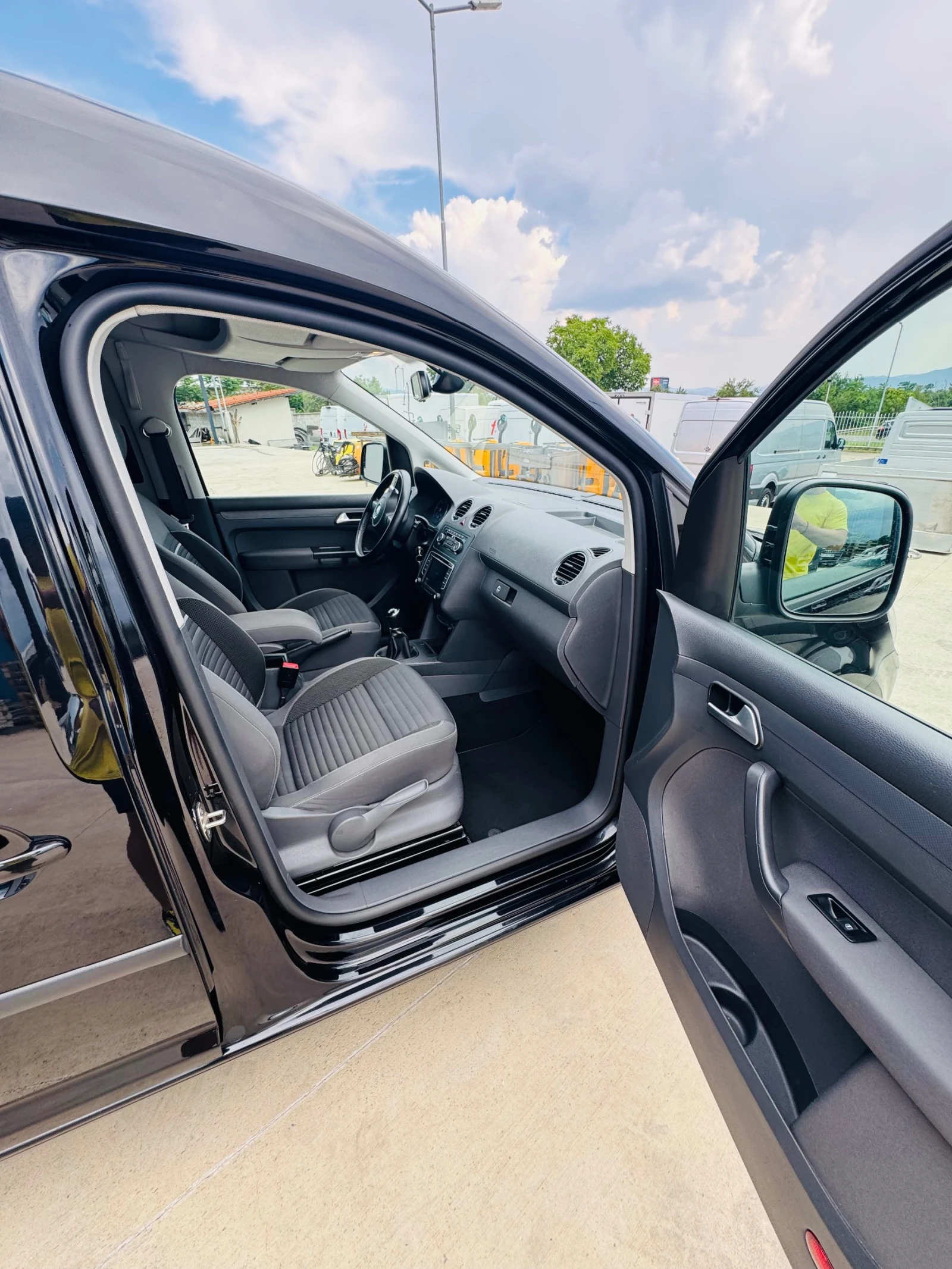 VW Caddy 2.0TDI!������!����!���!����� ����!���! ���! | Mobile.bg � ����������� 14