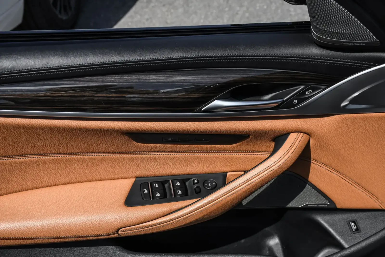 BMW 540 X-Drive* B58* Distronic* Harman Kardon, снимка 10 - Автомобили и джипове - 55145186