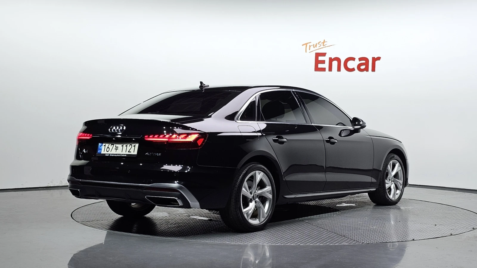 Audi A4 40 TFSI Premium | HUD | ACC | Memory, снимка 2 - Автомобили и джипове - 55368979