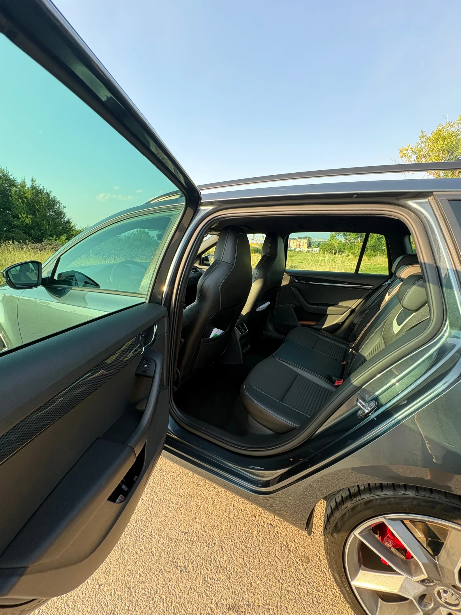 Skoda Octavia 2.0tdi/184к.с./VRS/ С РЕГИСТРАЦИЯ , снимка 6 - Автомобили и джипове - 55578193