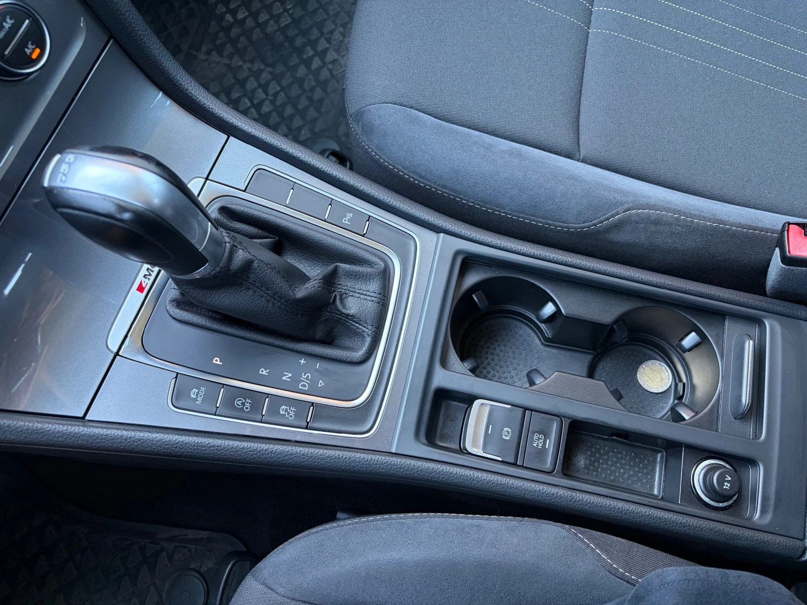 VW Golf Alltrack 2.0 TDI 4MOTION DSG, снимка 14 - Автомобили и джипове - 56127204