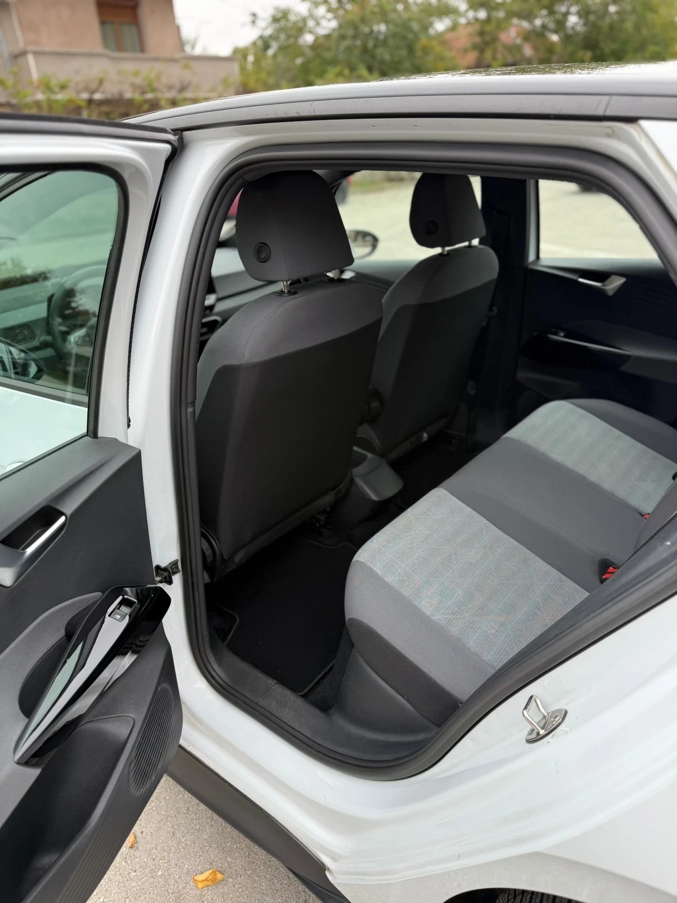 VW ID.3 Pro 58 kWh, снимка 12 - Автомобили и джипове - 56612041