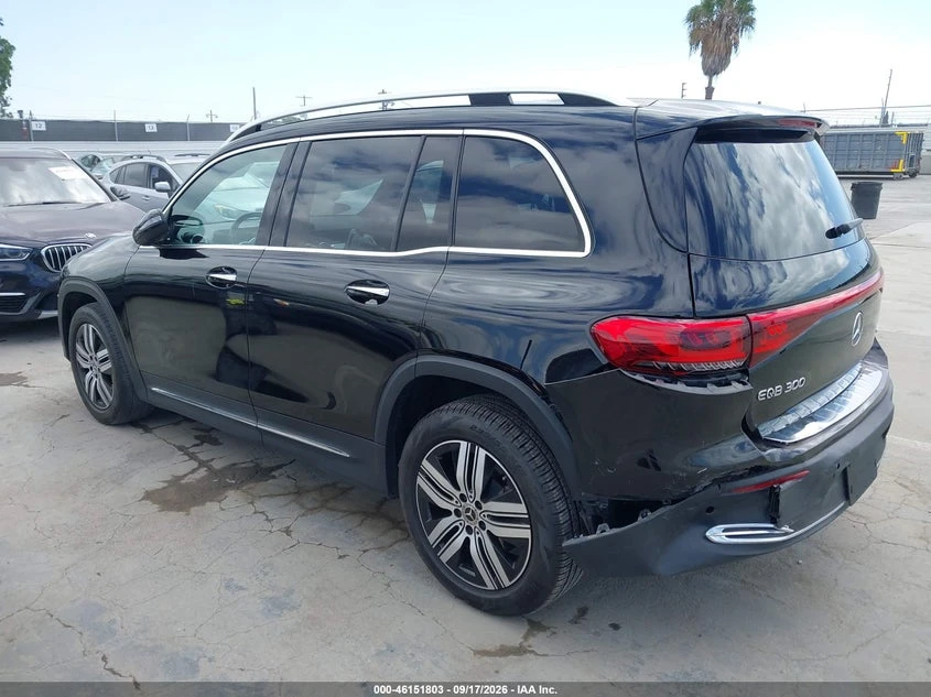 Mercedes-Benz EQB 300 Suv 4Matic, снимка 3 - Автомобили и джипове - 56624121