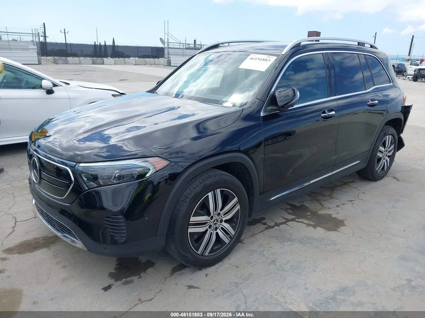 Mercedes-Benz EQB 300 Suv 4Matic, снимка 2 - Автомобили и джипове - 56624121