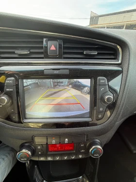 Обява за продажба на Kia Ceed 1.6D, NAVI, LED, подарък регистрация ~16 200 лв. - изображение 9